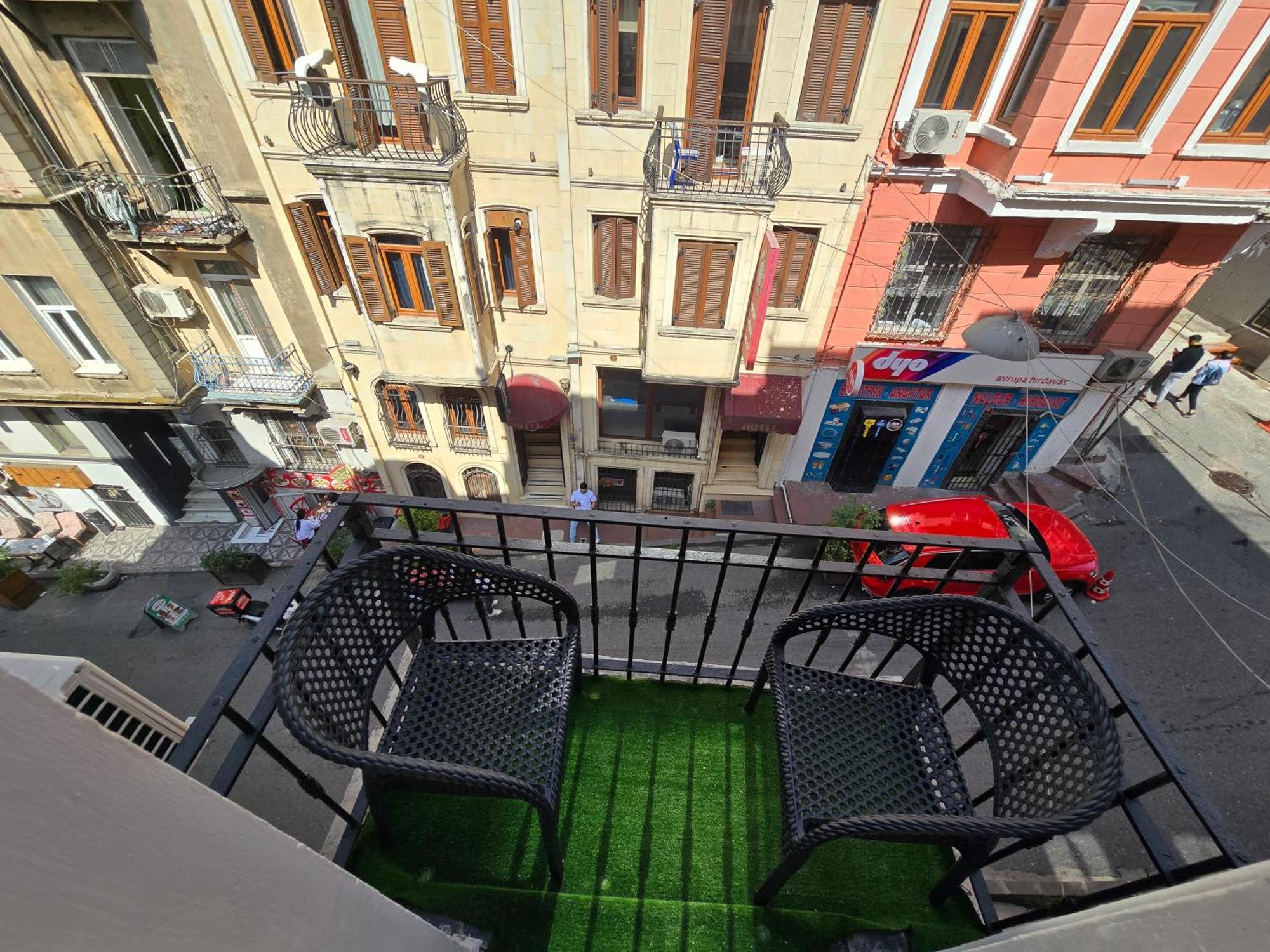 Taksim My House Butik Otel Istanbul Exterior foto