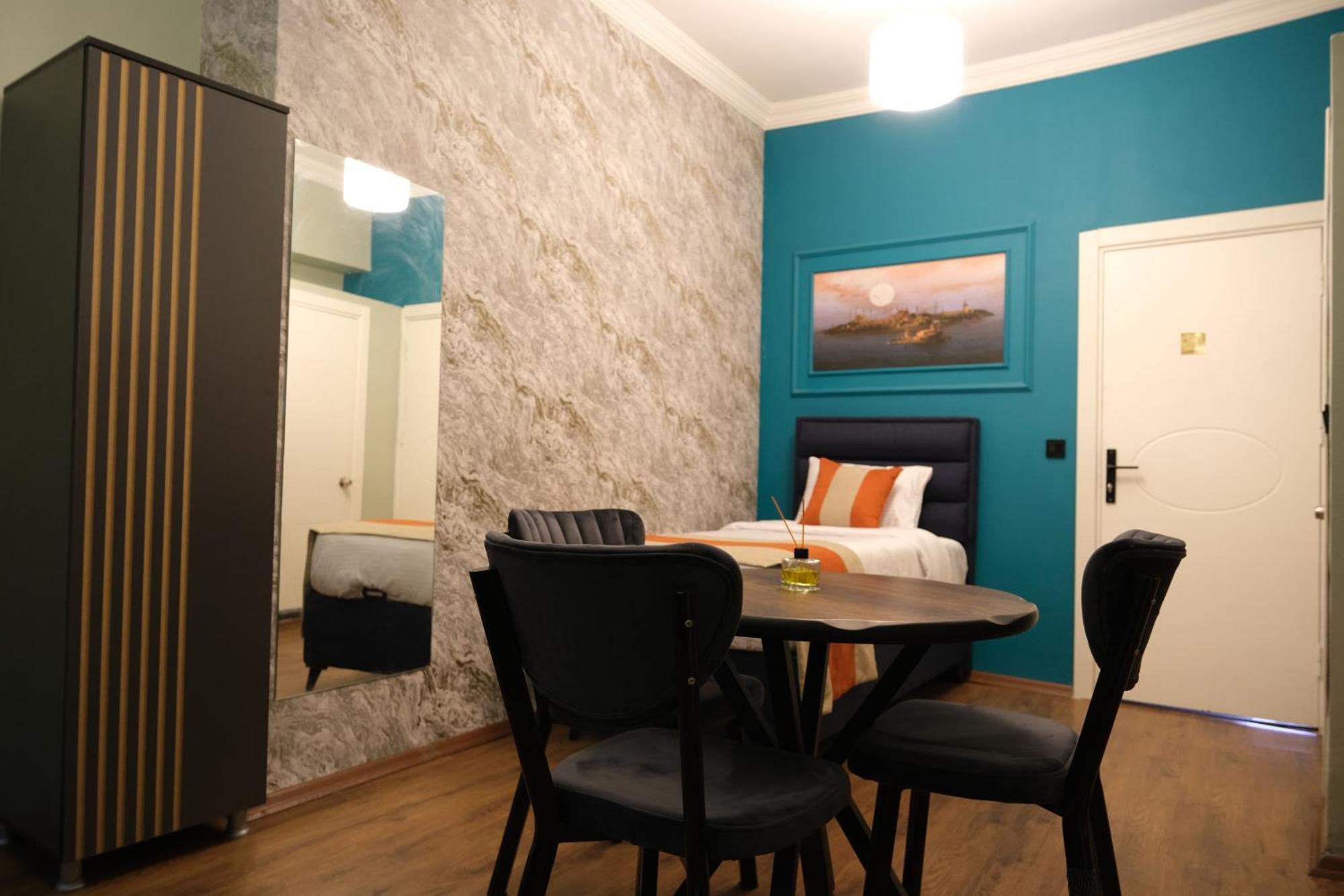 Taksim My House Butik Otel Istanbul Exterior foto